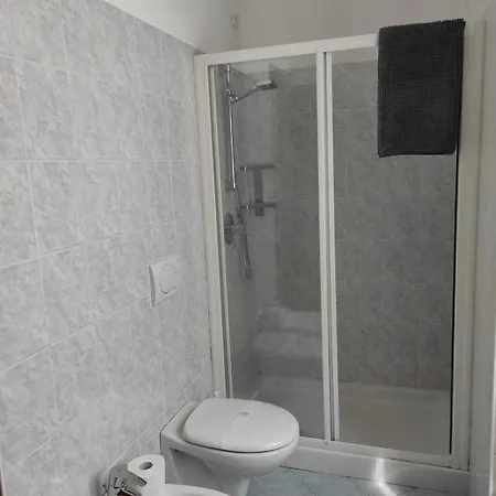 Casa Di Luca Апартаменты Лекко